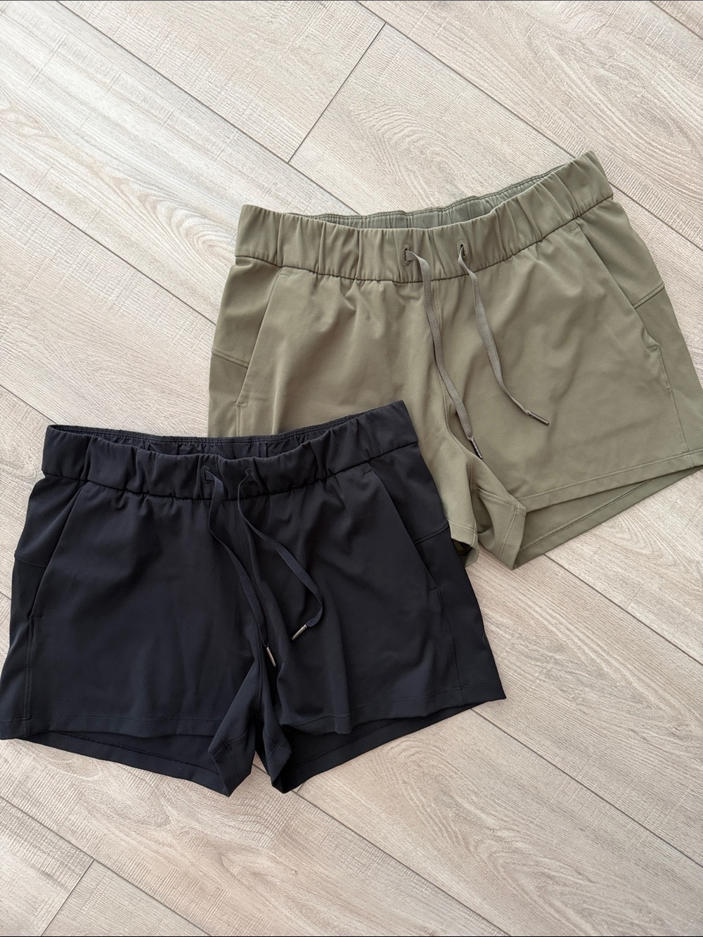 Lululemon On The Fly Drawstring Shorts Bundle- Green and Black- Size 8